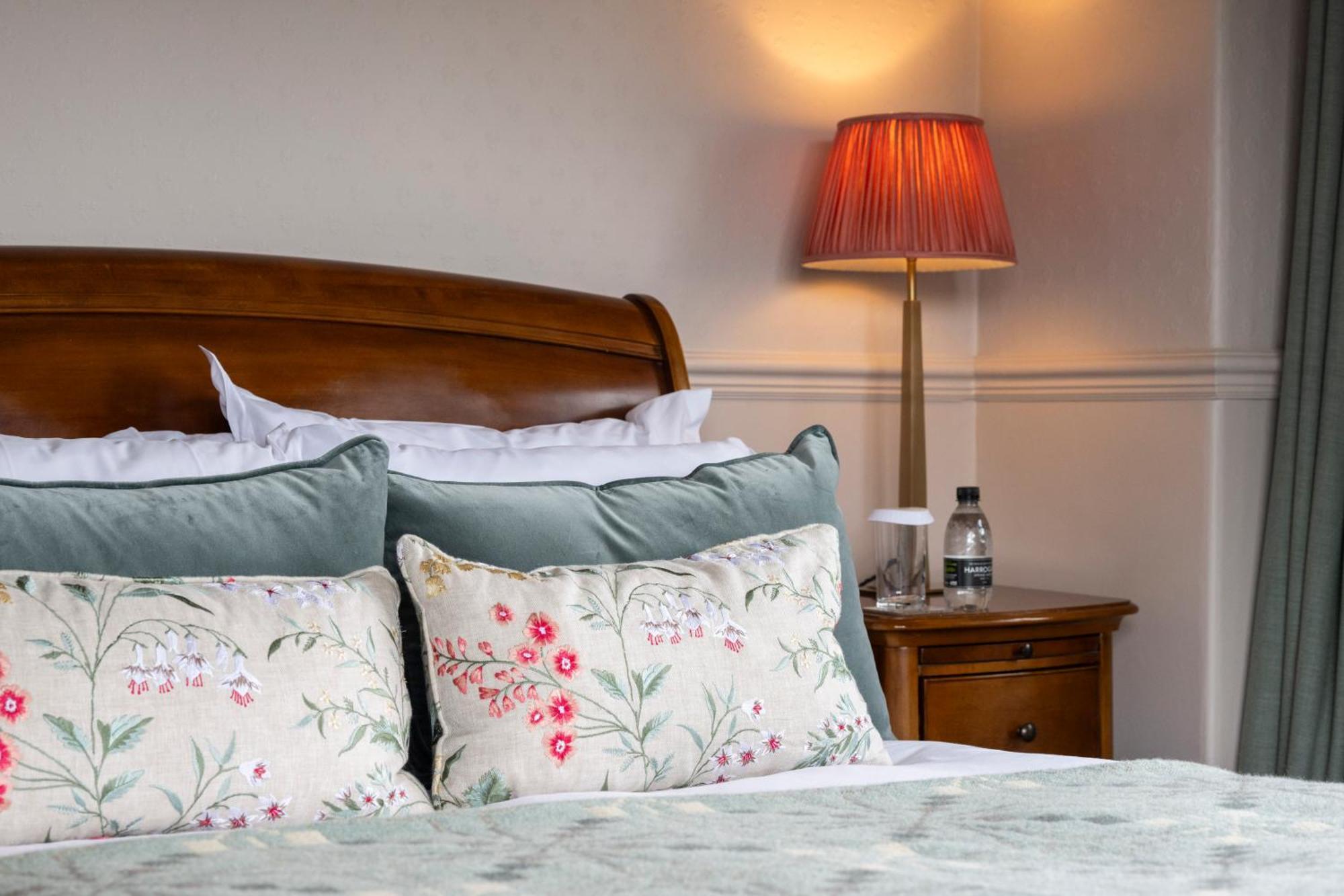 Hotel Victoria Robin Hood's Bay Zewnętrze zdjęcie