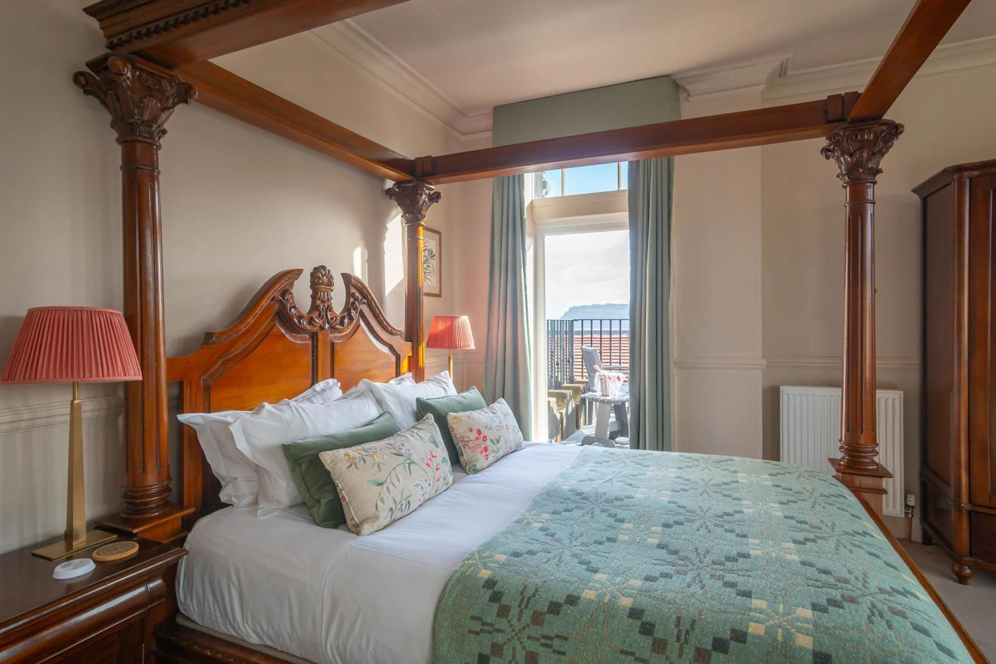 Hotel Victoria Robin Hood's Bay Zewnętrze zdjęcie