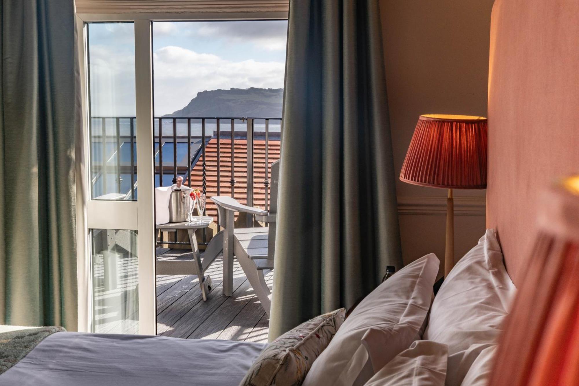 Hotel Victoria Robin Hood's Bay Zewnętrze zdjęcie